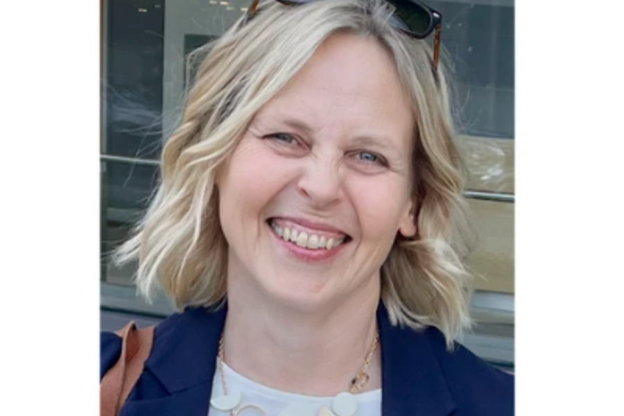 Dr. Ebba Kurz