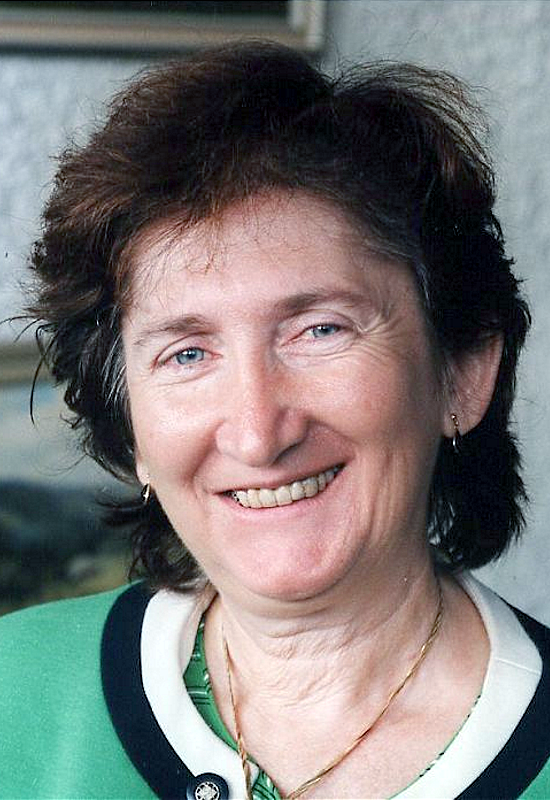 Dr. Manuela Neuman